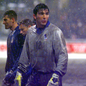 1996-97 Italia #12 Buffon Maglia Player Portiere Nike XL Nuova