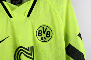 1996-97 Borussia Dortmund Maglia Nike Continentale L (Top)