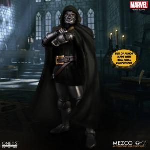 *PREORDER* Marvel Universe: DOCTOR DOOM by Mezco Toys