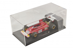 Ferrari 312B3 1974 Niki Lauda #12 Winner Spanish GP With Case - 1/18 GP Replicas