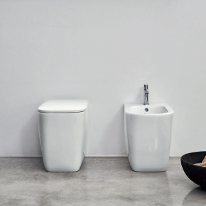 Rimless back to wall toilet pan Semplice Nic Design