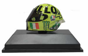 Valentino Rossi Moto GP Mugello 2016 Helmet 1/8