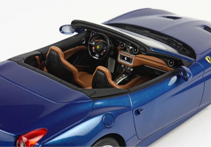 Ferrari California T 84° Geneve Auto Show Roof Open Metallic Blue 1/18