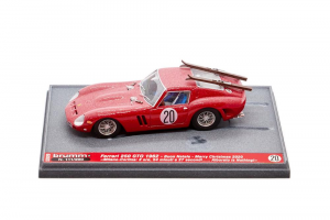 Ferrari 250 GTO 1962 Christmas 2020 - 1/43 Brumm 100% Made In Italy