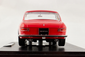 Ferrari 330 Gt 2+2 Red 1964 - 1/18 Kk