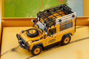 Land Rover 90 Camel Trophy Borneo 1985 - 1/43 Almost Real