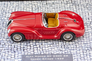 Alfa Romeo 6C 2500 SS Corsa Spider Red 1939 Ltd 999 Pcs - 1/43 Minichamps