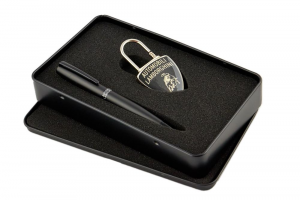 Lamborghini Urraco Ball Pen And Keychain Set In Metal Box