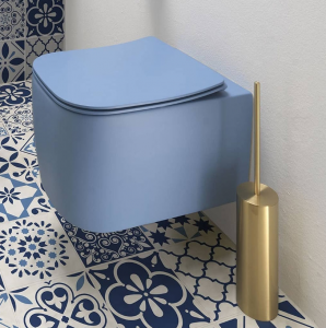 Wall-hung toilet with slow motion seat Quo AeT Italia