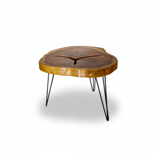 Tavolo round radice di suarn con gambe in ferro stilizzate