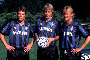 1989-90 Inter Maglia #10 Matthaus Uhlsport Misura XL (Top)