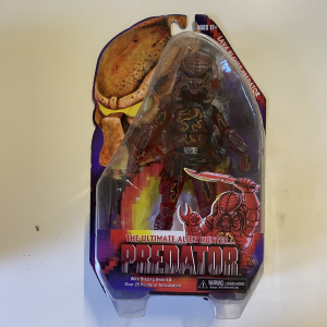 Predator: LAVA PLANET PREDATOR by Neca
