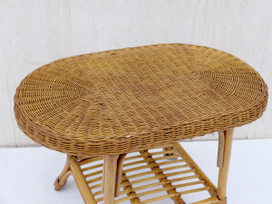 Tavolino vintage da giardino in bambù e vimini
