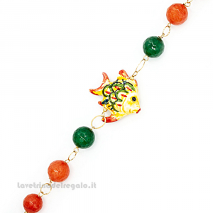 Bracciale agata verde e arancio con pesce in ceramica di Caltagirone - Gioielli Siciliani