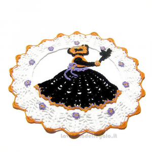 Centrino rotondo con Strega nera per Halloween ad uncinetto 29 cm - Handmade in Italy