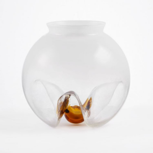 Sfera vetro Ø16 cm cristallo con decoro ambra e tagli centrali. Foro Ø80 mm con griffa. Ricambio lampadario vintage