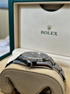 Orologio secondo polso Rolex modello Explorer 1
