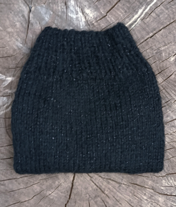 MAGLIONCINO invernale nero con fili argento in lana taglia 25