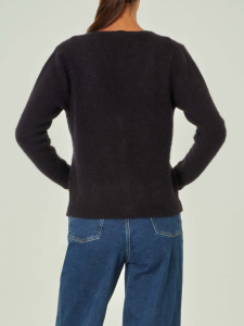 Cardigan nero in maglia di misto lana e alpaca con scollo prfondo a V e chiusura a bottoni
