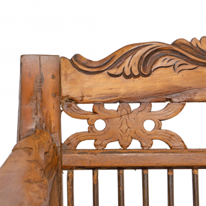 Daybed / Panca in legno di teak recuperato balinese con intagli artigianali floreali finitura natural (cuscino di seduta compreso)
