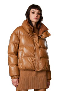 Puffy down jacket
