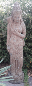 Statua Shiva con fiore di loto in pietra balinese