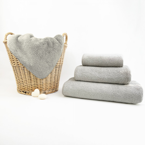 NEW Set of Easy Towels