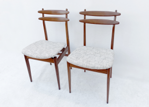 Coppia di sedie vintage in stile danese