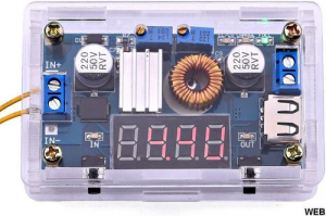 Regolatore di tensione da 5-36V a 1,25-32V DC con display e USB