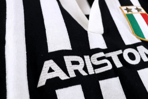1982-83 Juventus Maglia #10 Platini Remake Ufficiale - Ariston