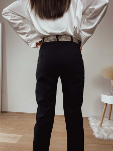 Pantaloni con cintura
