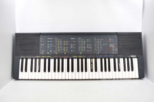 Pianola Yamaha Psr70 Included Of Power Supply,music Stand,pedestal And Case