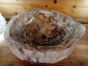 Lavandino in legno fossile pietrificato #2