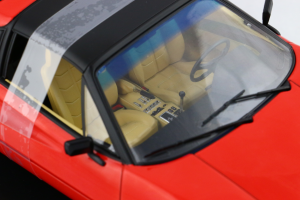 Ferrari 308 GTS 1982 Red - 1/18 Norev