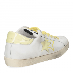 2Star Sneaker low bianco vernice gialla-5