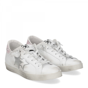 2Star Sneaker low bianco laminato glitter argento
