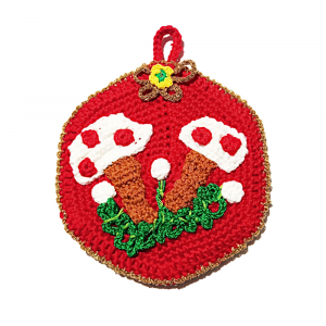 Presina di Natale rossa con funghetti ad uncinetto 14 cm - Crochet by Patty