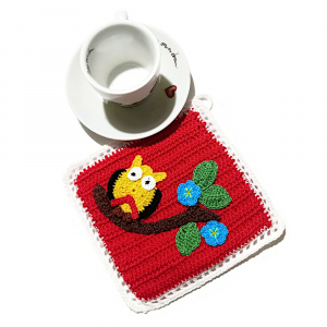 Presina rossa con gufetto giallo ad uncinetto 18.5 cm - Crochet by Patty