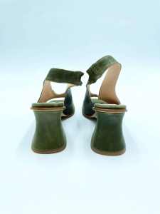 Sandalo open-toe verde con tacco largo Fru.it