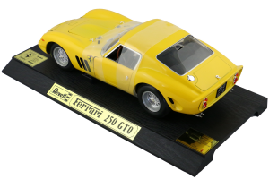 Ferrari 250 GTO 1962 Yellow - 1/12 Revell