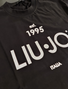 T-shirt black liujo