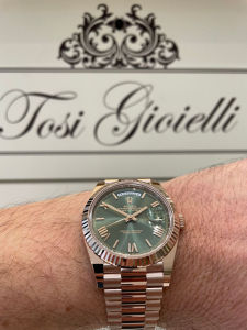 Rolex Day-Date-40  228235 rose gold - Olive dial -Nuovo