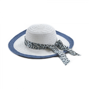 Women's straw sun hats