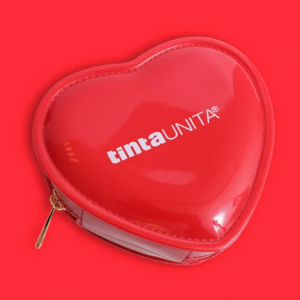 Tinta Unita Kiss pouch a forma di cuore in vernice