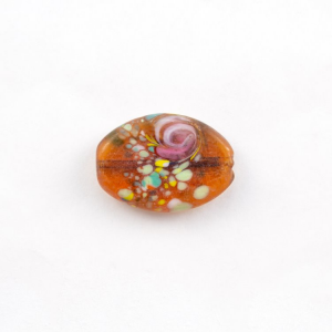 Perla vetro di Murano schiacciata ovale ambra 27 mm con foro passante e decori floreali