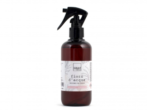 H&H Spray Per Tessuti Natural Essence Fragranza Fiori D'Acqua Ml 250