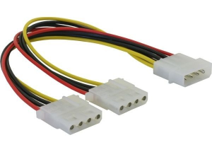 Cavo Alimentaz. a Y  1x MOLEX 5PIN M > 2x MOLEX 5PIN F