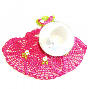 Centrino dama rosa scuro e verde ad uncinetto 28x22 cm - Crochet by Patty