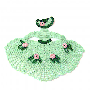Centrino dama verdino e verde ad uncinetto 28x22 cm - Crochet by Patty