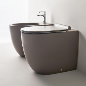 Floor-standing rimless ceramic toilet Simas Vignoni 